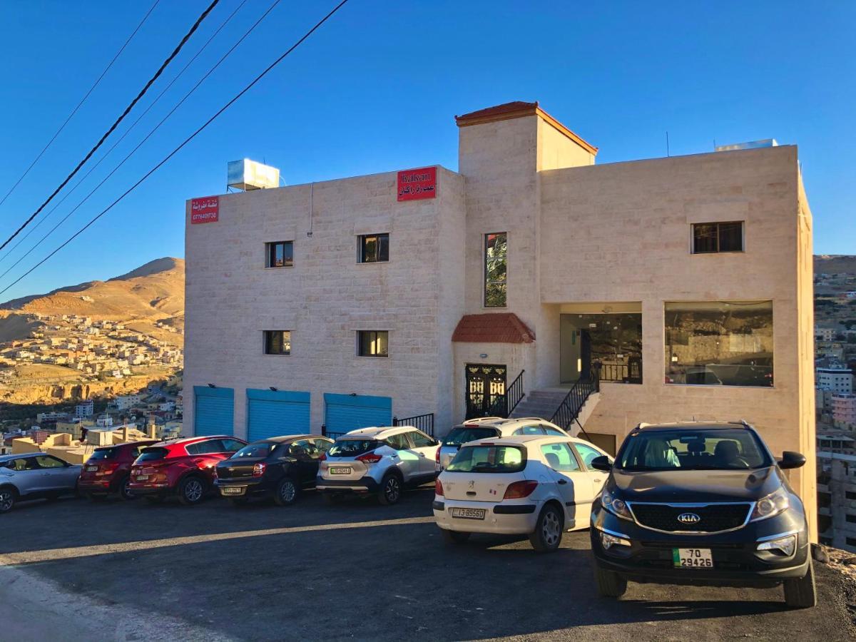 Rakan Aparthotel And Luxury Rooms Wadi Musa Buitenkant foto